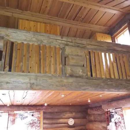 בית נופש Levikaira Log Chalets 15-16