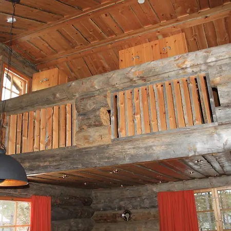 Levikaira Log Chalets 15-16