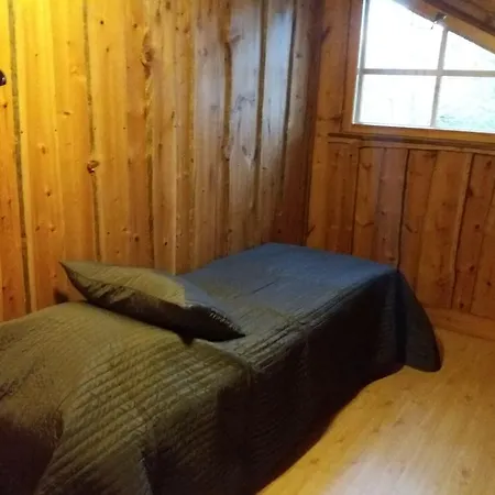 בית נופש Levikaira Log Chalets 15-16 לוי