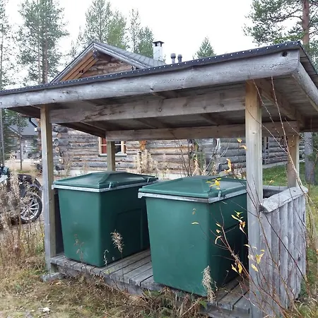 בית נופש Levikaira Log Chalets 15-16 *